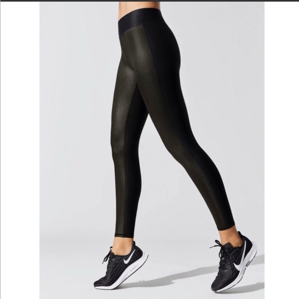 NWT- Terez Liquid Faux Leather Leggings - Picture 2 of 8